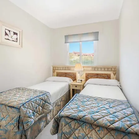 Colina Townhouses Tatil Evi Estepona